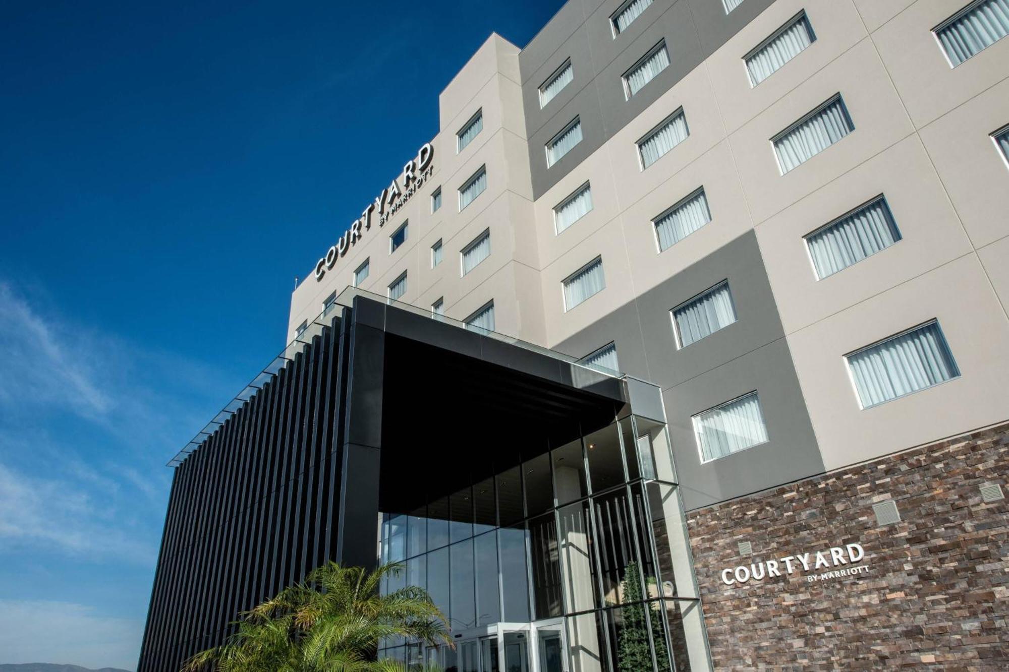 Courtyard By Marriott San Luis Potosi, Los Lagos Exterior foto